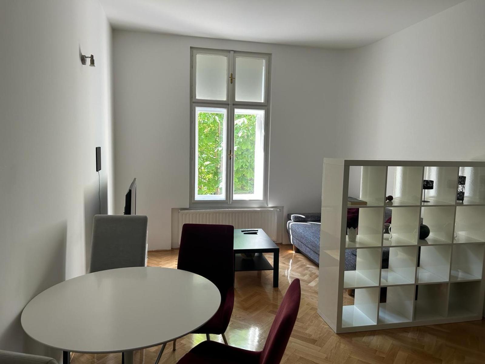 Noble Apartment